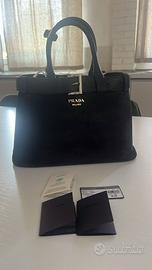 Borsa Prada buckle