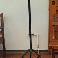 Cavalletto porta proiettore