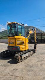 MINIESCAVATORE XCMG XE35 E PARI AL NUOVO