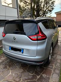 Renault  gran scenic 