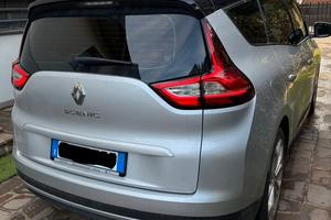 Renault  gran scenic 