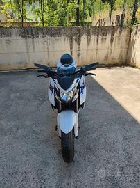 Suzuki GSX S 750