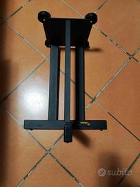 Stand per diffusori