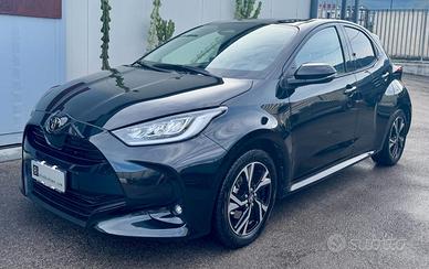 TOYOTA Yaris 1.5 Hybrid 5 porte Trend
