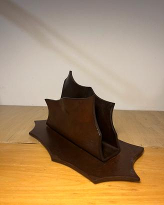 Porta lettere in cuoio