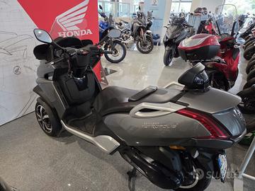 Peugeot Metropolis 400