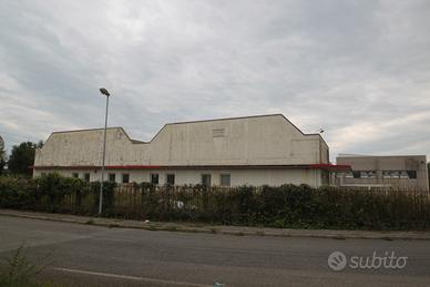 GORIZIA - Capannone vicinanze autostrada