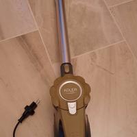 aspirapolvere tipo dyson Adler
