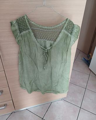 camicetta fresca in cotone
