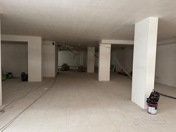 Locale commerciale Bitonto