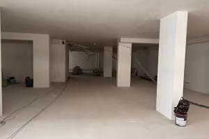 Locale commerciale Bitonto