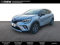 RENAULT Captur E-TECH Hybrid 145 FAST TRACK