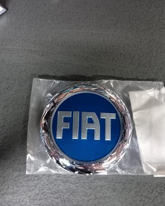 FREGIO STEMMA FIAT -71743323 - NUOVO ORIGINALE