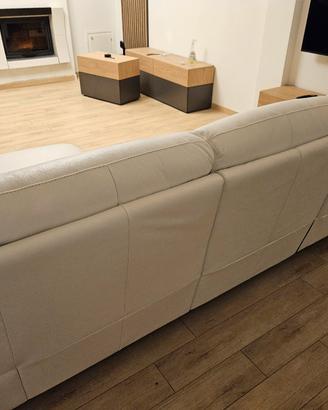 divano nuovo in pelle bianca (nuovo mai utilizzato
