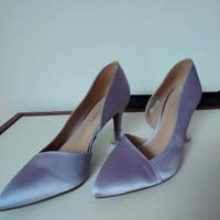 Tacco décolleté lilla effetto raso