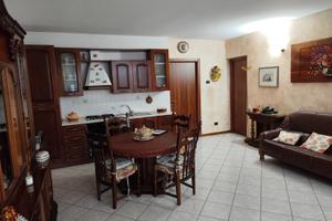 Verdellino bilocale indipendente giardino e box