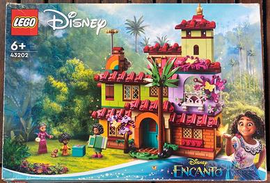 Lego La Casa dei Madrigal "Encanto"