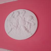 Capoletto di gesso decorato con Angeli