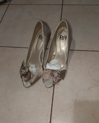 Scarpe da donna con tacco alto
