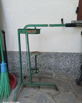 tappatrice tappi sughero