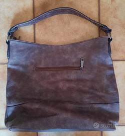 Borsa Sacchetto Marrone con Borchie