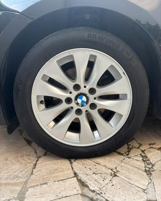 Cerchi in lega + pneumatici BMW serie 1