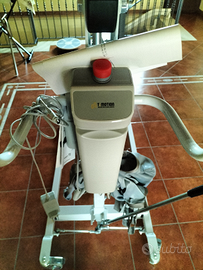 SOLLEVAMALATI ELETTRICO SERIE ARKIMED 150 Kg