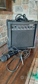 Amplificatore per chitarra + micrifono 