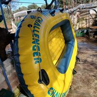 Canotto usato come nuovo, con remi, senza motore