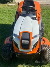 Stihl 6127 ZL - trattorino tagliaerba