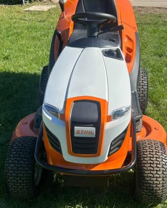 Stihl 6127 ZL - trattorino tagliaerba
