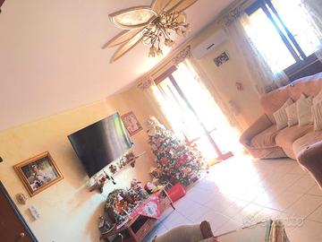 Borgo S Lorenzo pressi 4 vani balconi garage mq 20