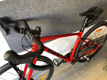 Bicicletta gravel Giant