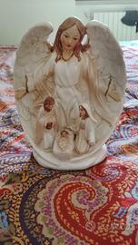 Angelo con natività presepe in ceramica