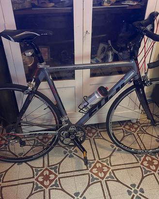 fuji  Roubaix acr 3.0