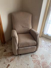 Poltrona reclinabile