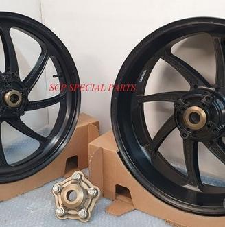 HONDA CBR 1000 RUOTE CERCHI FORGIATI SUPERBIKE PVM