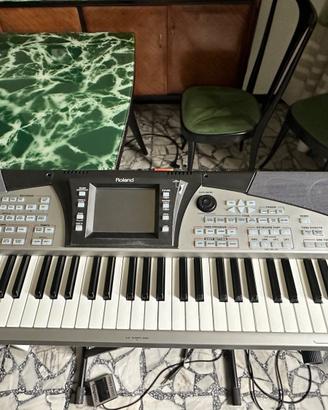 Tastiera piano bar  arranger roland e50