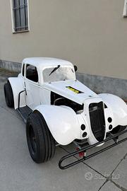 Legend car pronto pista