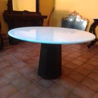 Tavolo in marmo