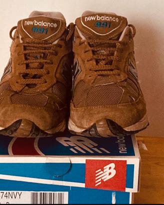 New Balance 991