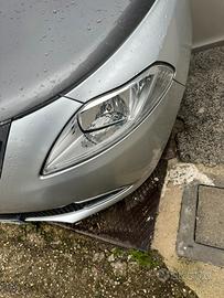 Fari anteriori lancia ypsilon
