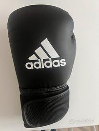 Guantoni da box (brand adidas) mai usati