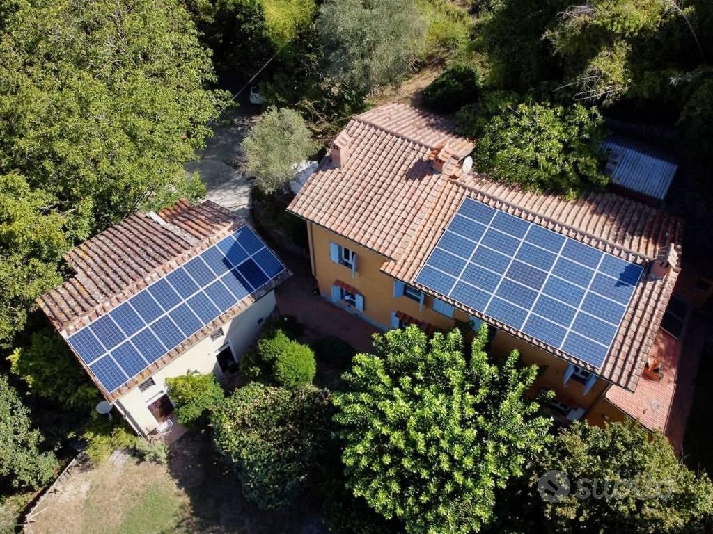 Rustico / Casale di 720 m² con più di 5 locali a S - Vista 3