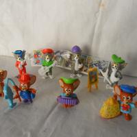 Sorpresine kinder puffi -tom e jerry-snoopy