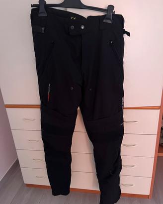 Pantaloni moto