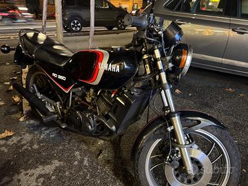 RD 350 4 LO  LC 1982