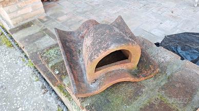 Tegola antica con aeratore