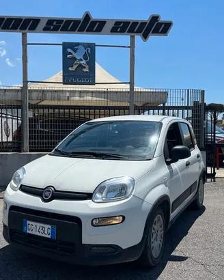 Fiat Panda 1.0 GSE S&S Hybrid Street Van 4 posti