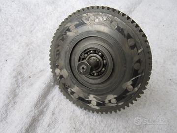 Ingranaggio parastrappi completo vespa V32M